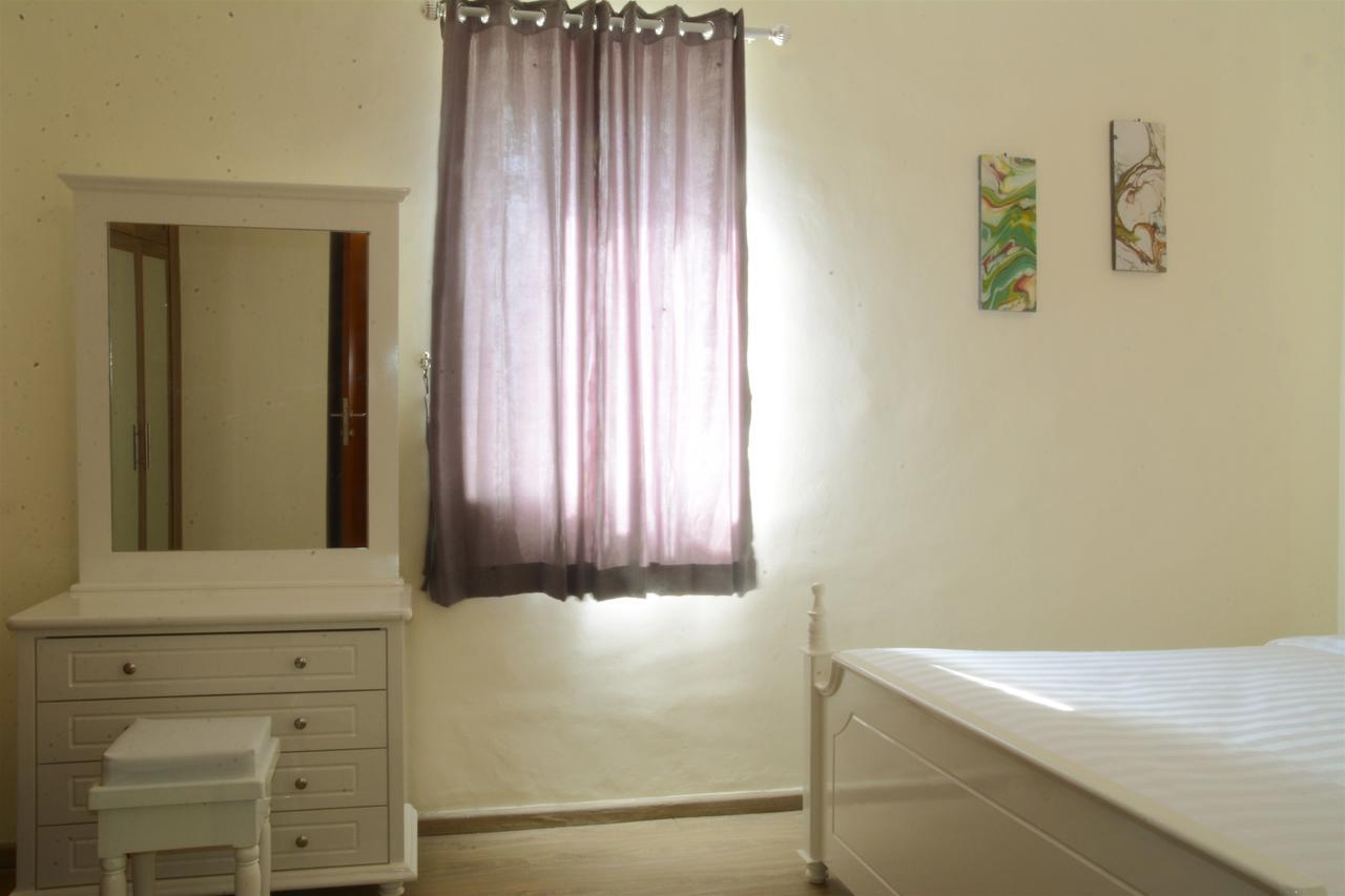 3Br Grand Palace With Private Bathtub By Travelio 자카르타 외부 사진