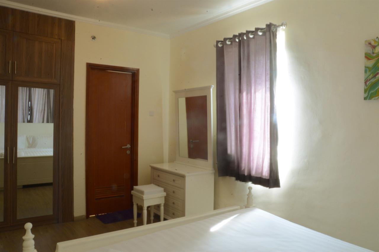 3Br Grand Palace With Private Bathtub By Travelio 자카르타 외부 사진